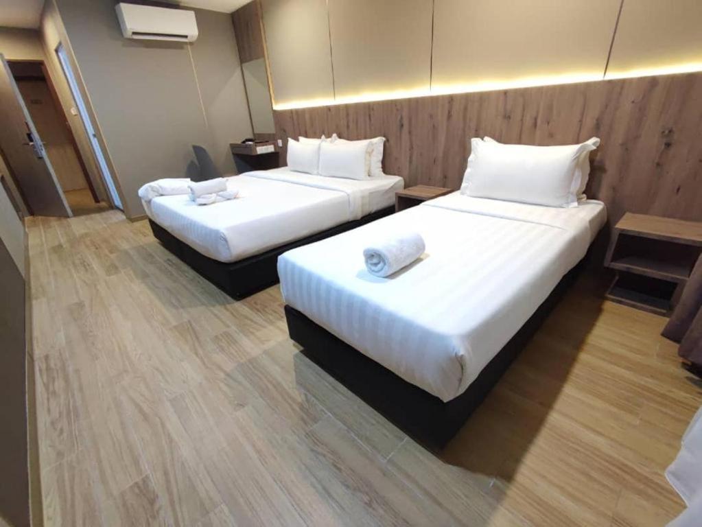 Flypod Hotel Kota Kinabalu Exterior foto